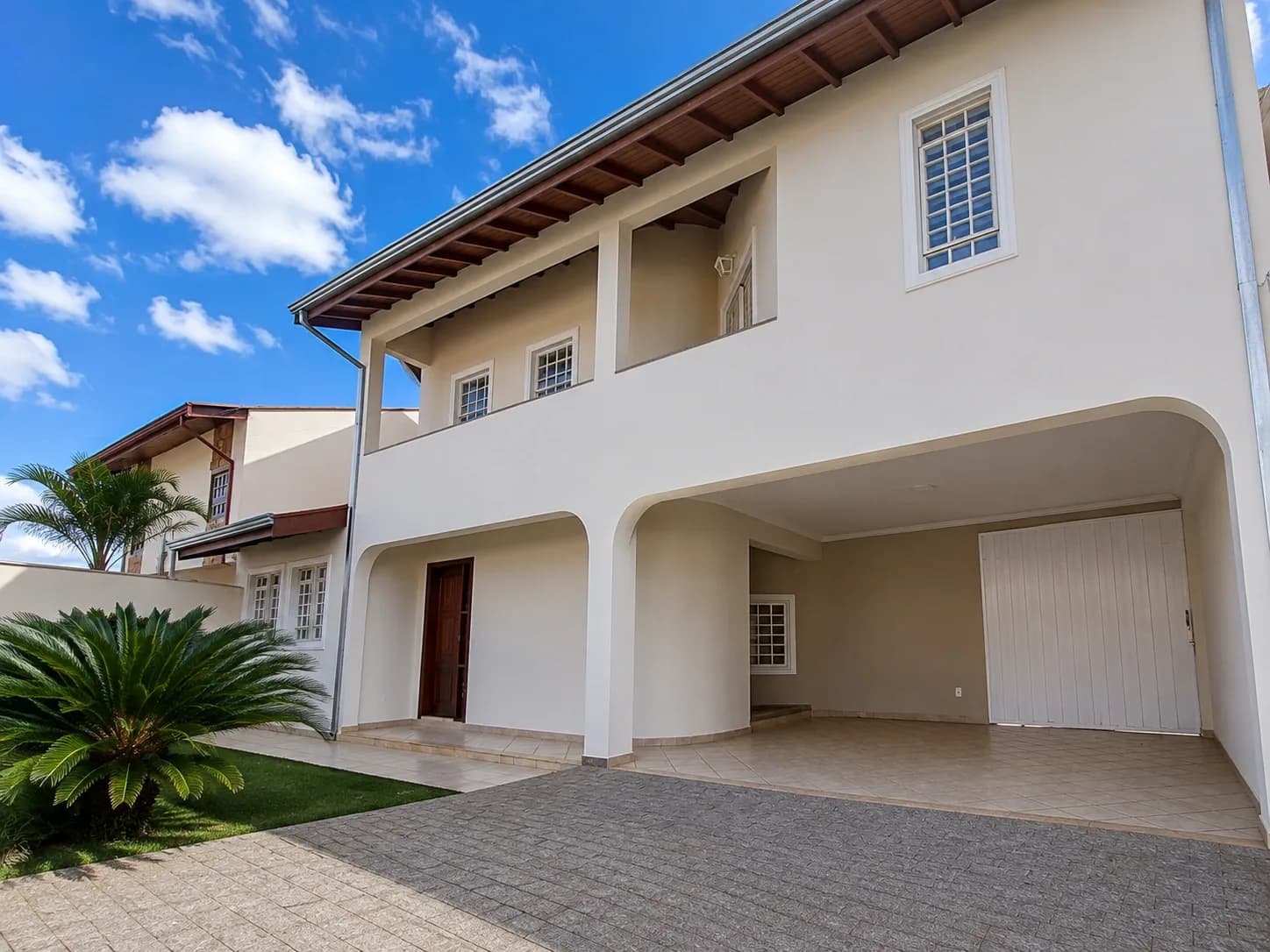 Casa À Venda Ou Locação No Taquaral Em Campinas