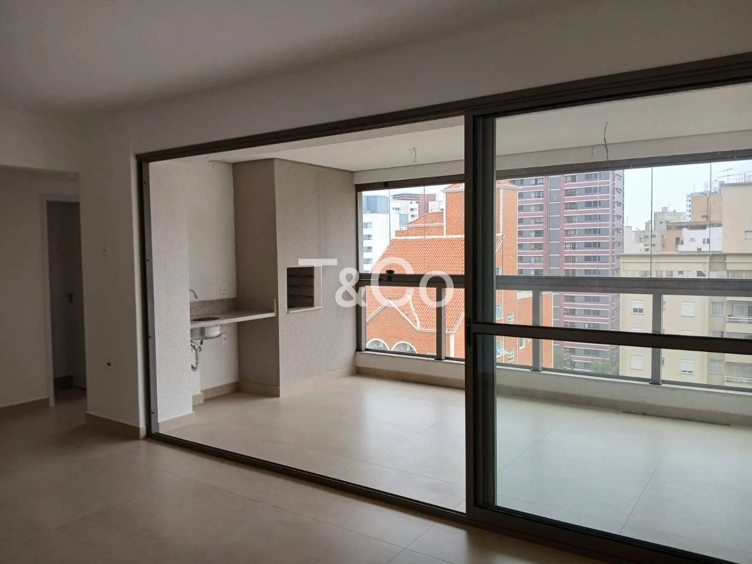 Apartamento À Venda Com 3 Dormitórios No Cambuí Em Campinas