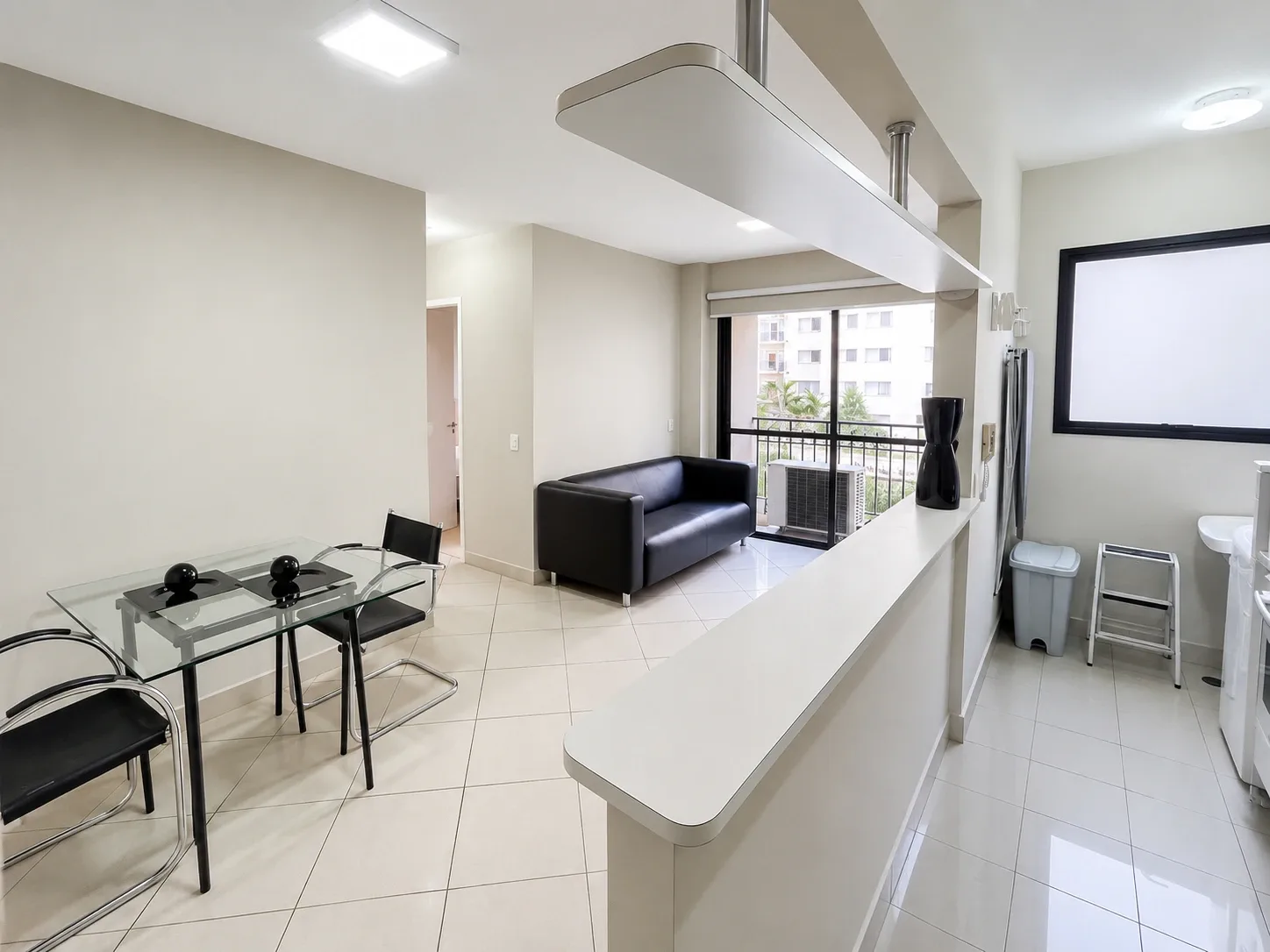 Apartamento 2 Quartos No Cambuí, Mobiliado e Pronto Para Morar