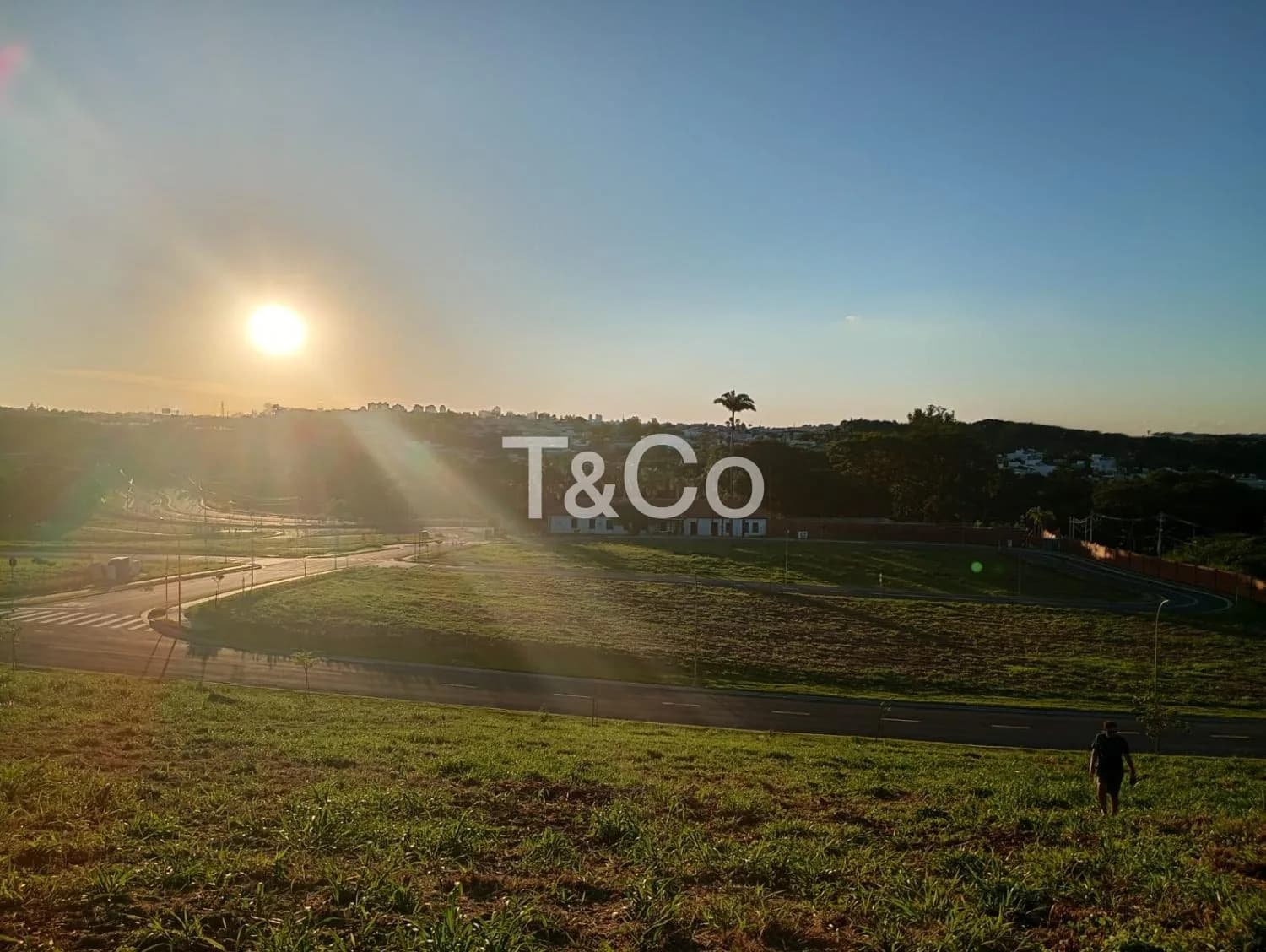 Terreno 412m² Em Alphaville Dom Pedro Com Resort de Amenidades