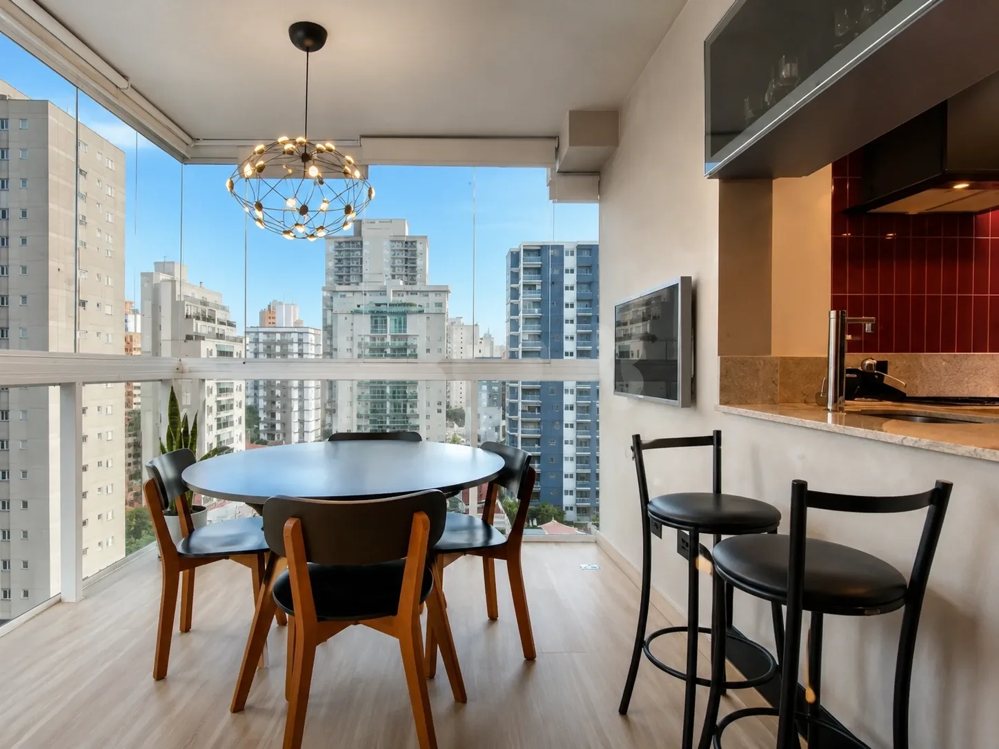 Apartamento À Venda Com 1 Dormitório No Cambuí Em Campinas