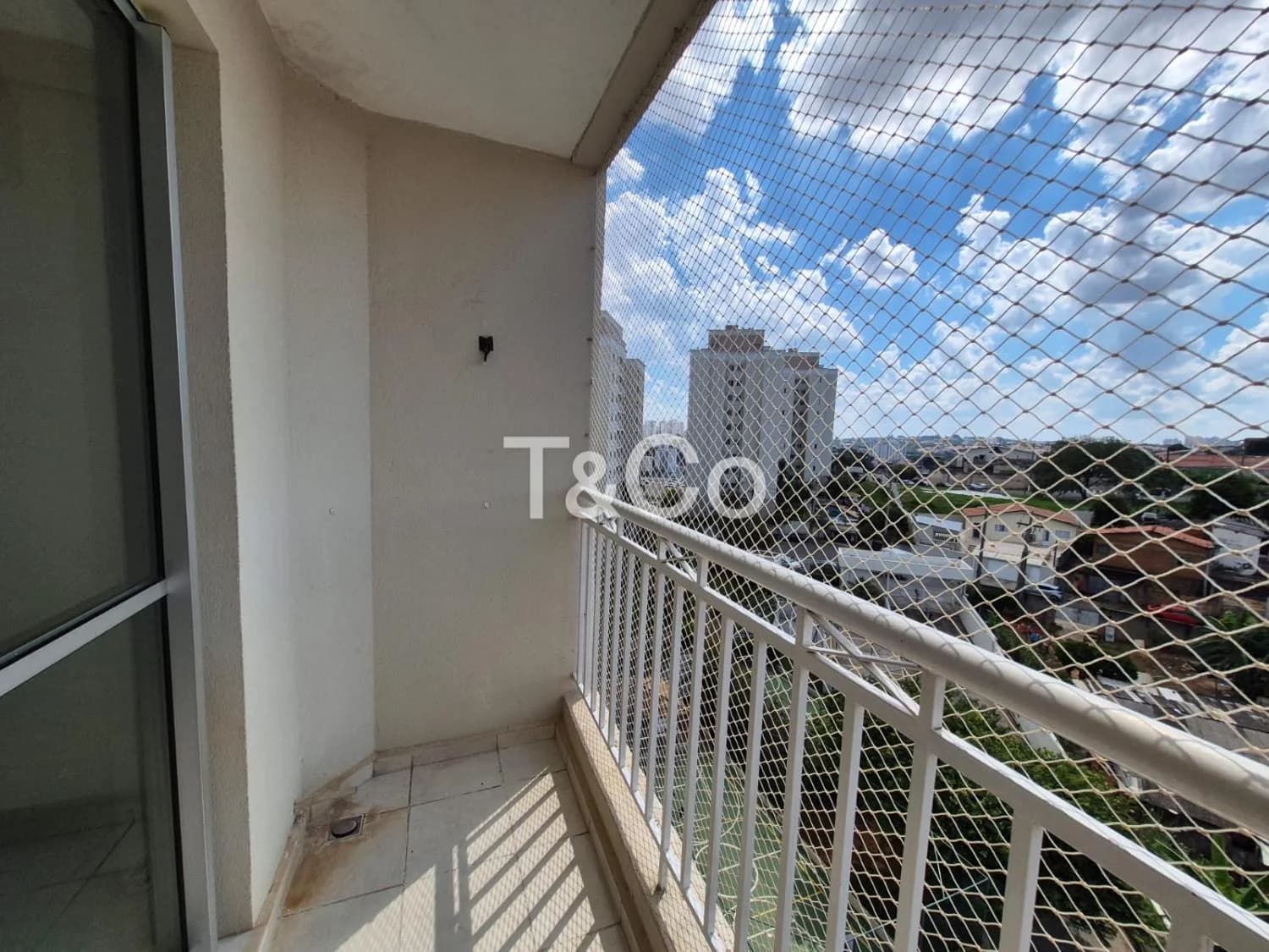 Apartamento À Venda Próximo Ao Shopping Galleria, Com 73 M² de Área Útil.
