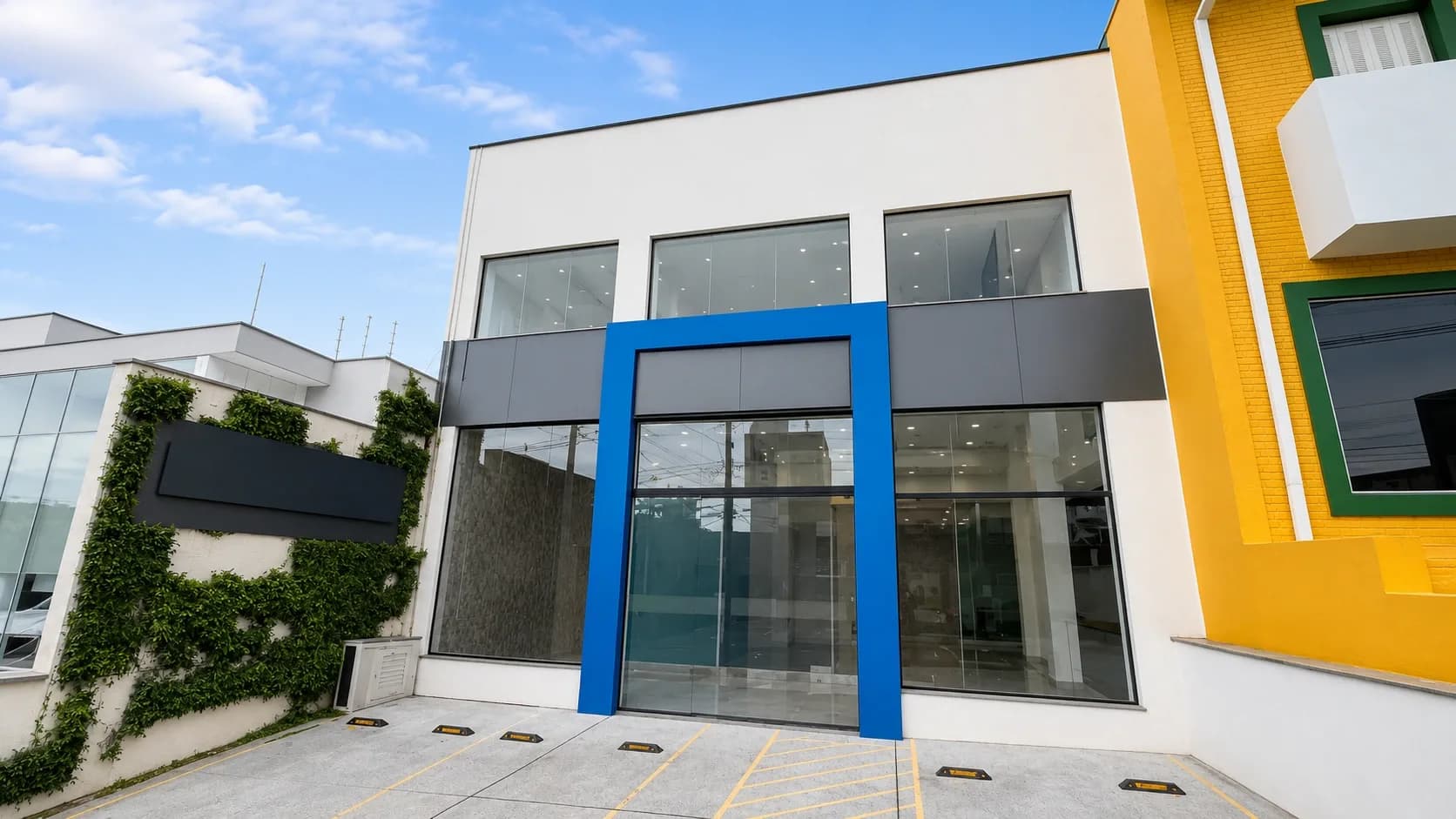 Salão Comercial No Cambuí | 280m² | Próximo À Norte-Sul