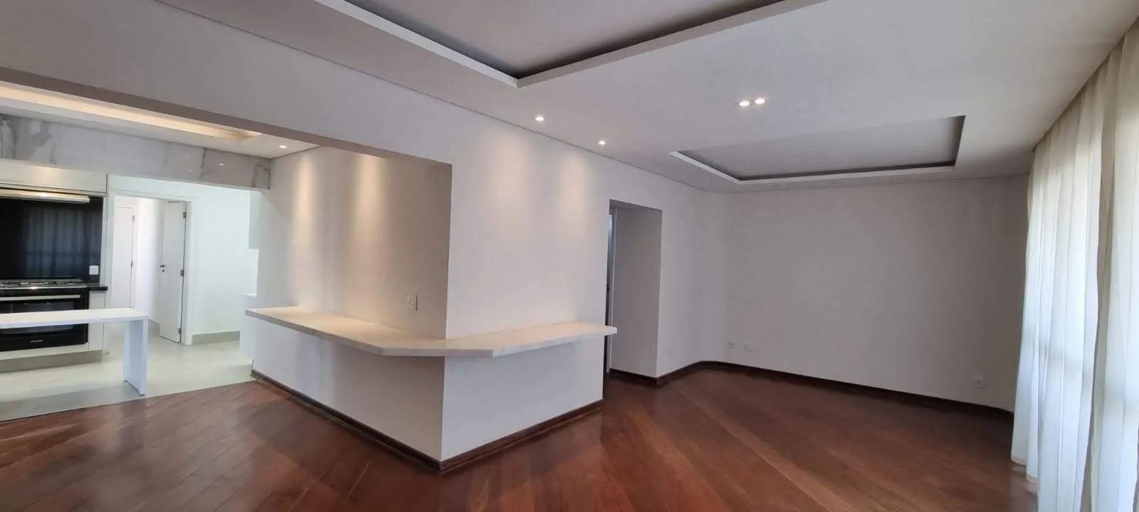 Apartamento Em Cambuí Com 2 Vagas Cobertas No Residencial Marajoara