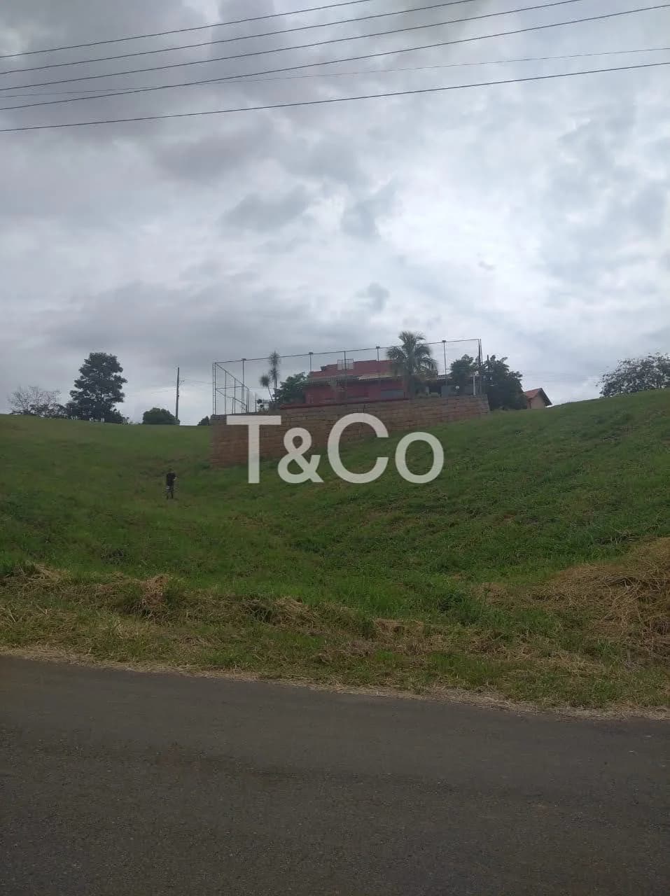Terreno 810m² Em Vinhedo Com Infraestrutura Completa No Terras de Santa Teresa