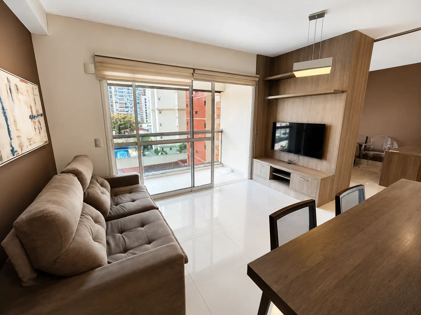 Apartamento 1 Quarto No Cambuí Com Mobília Completa e Garagem Coberta