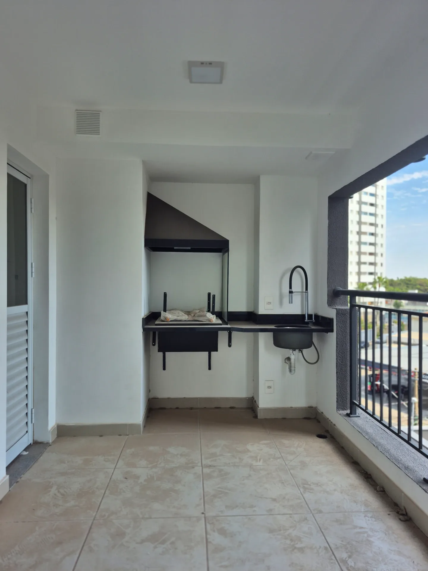 Apartamento 2 Quartos No Living Blend Com Piscina No Bonfim