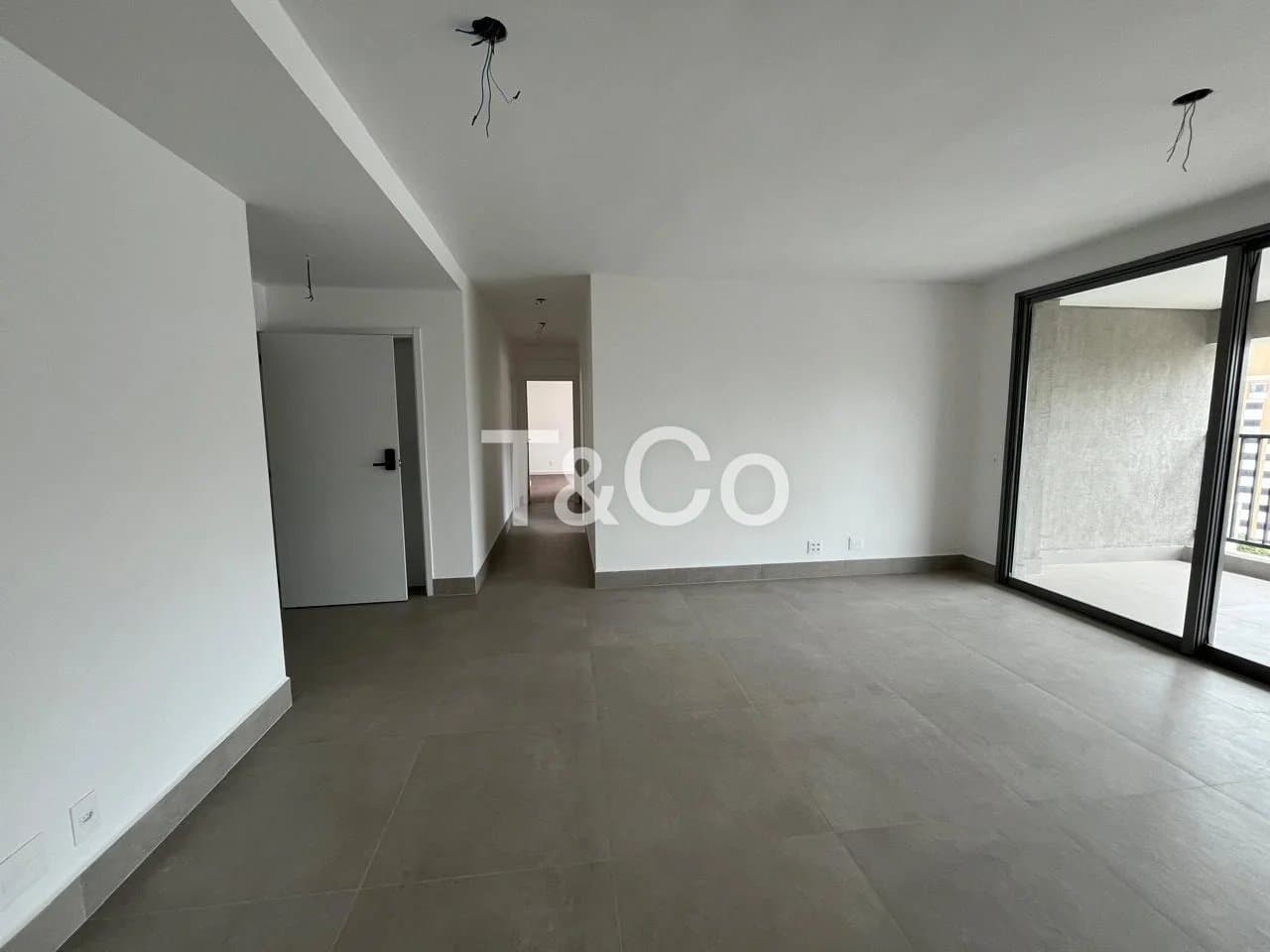 Apartamento 3 Suítes No Cambuí Com 2 Vagas Cobertas, Prédio Novo