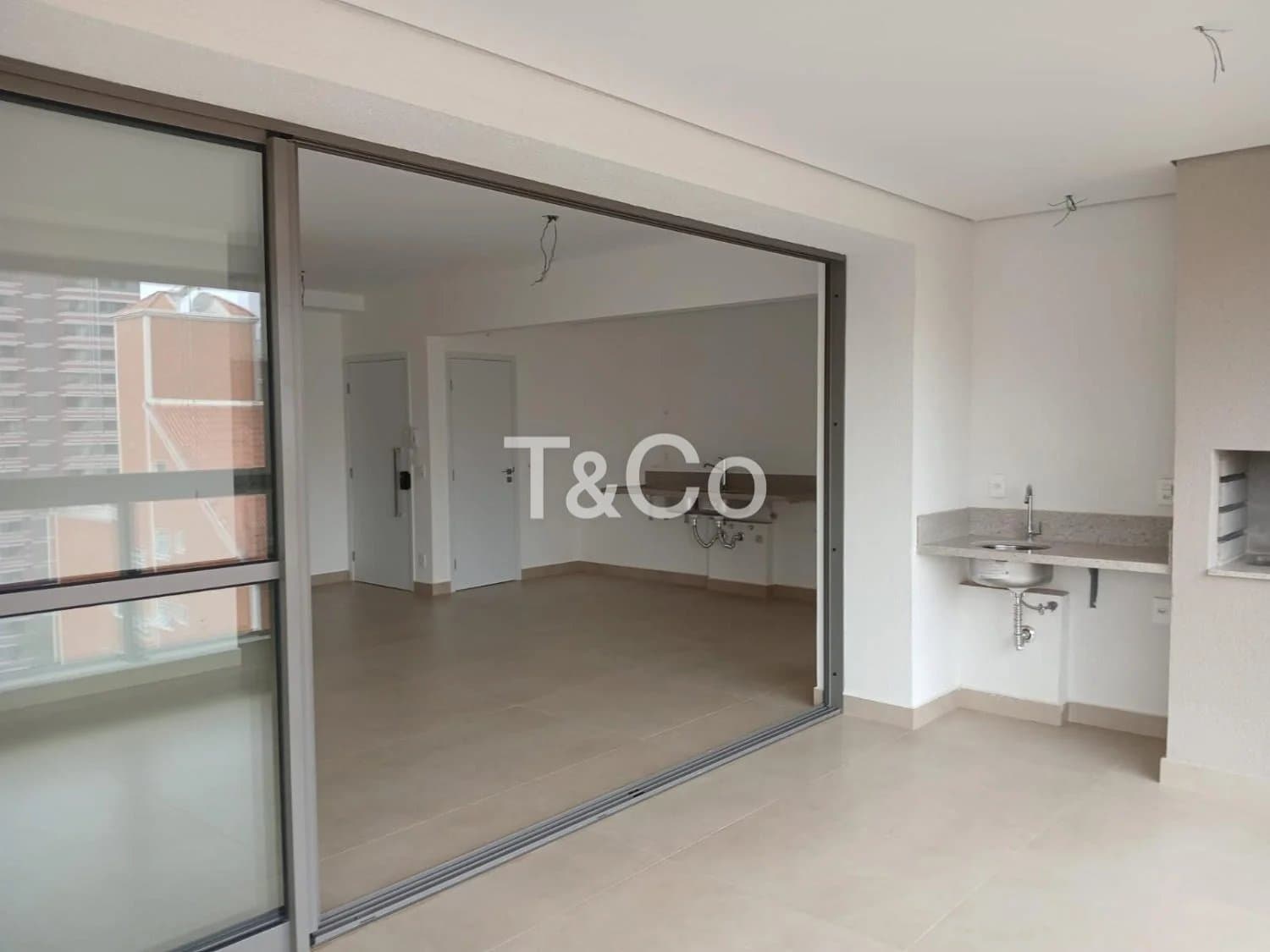 Apartamento À Venda Com 3 Dormitórios No Cambuí Em Campinas