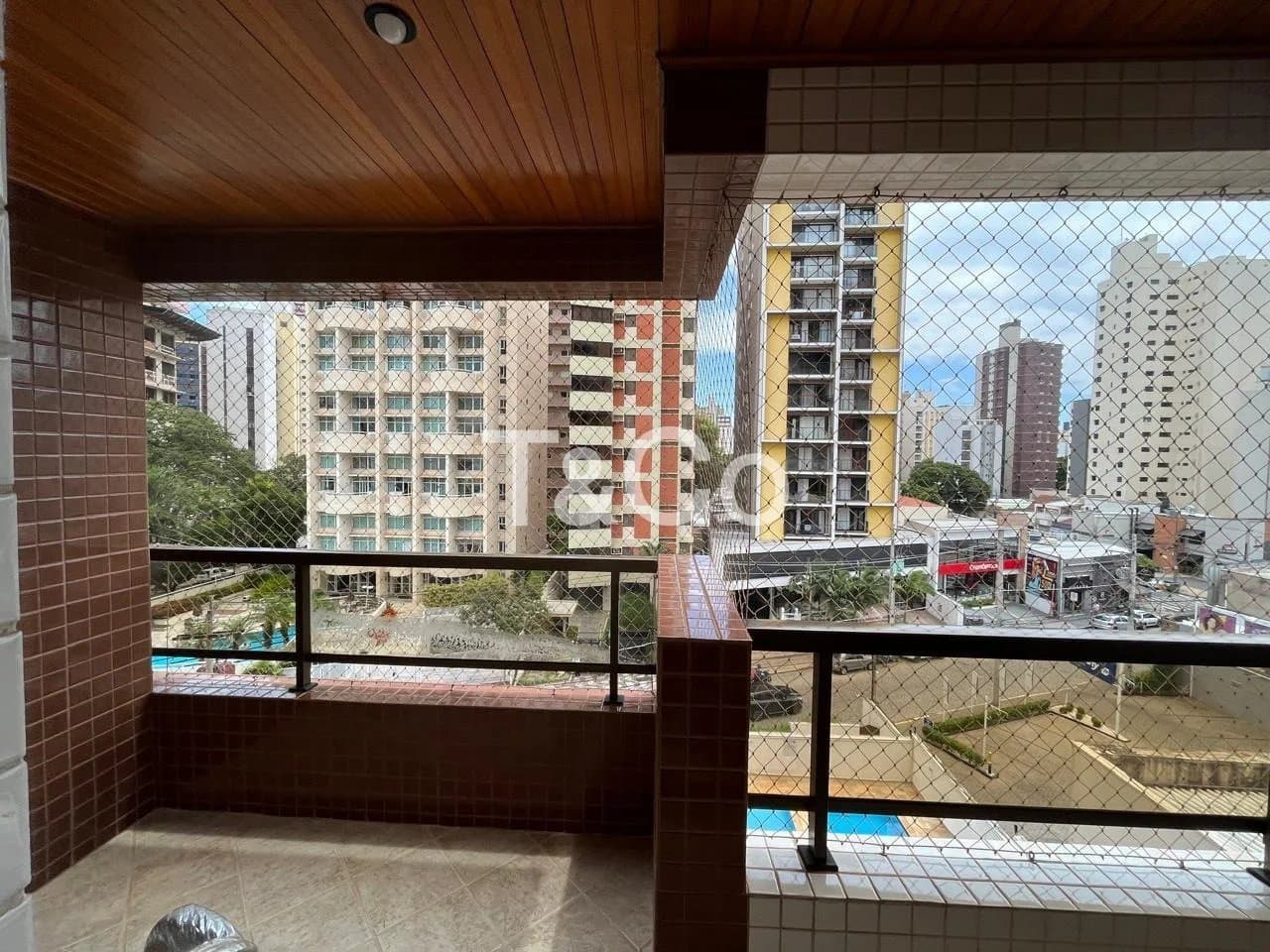 Apartamento 3 Quartos No Cambuí, Semi Mobiliado e Pronto Para Morar