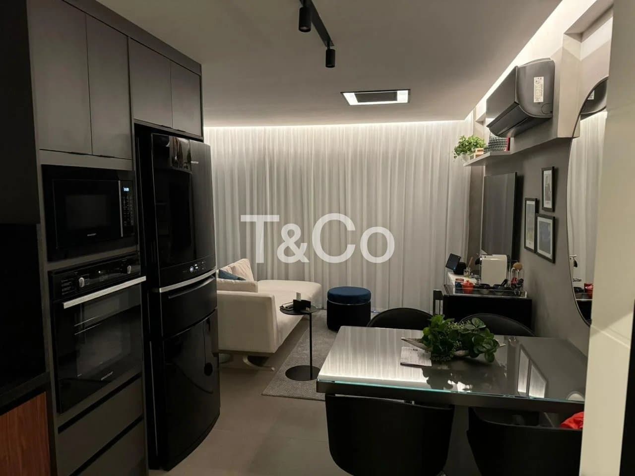 Studio Mobiliado No Cambuí Com Piscina e Garagem Coberta, Prédio Novo