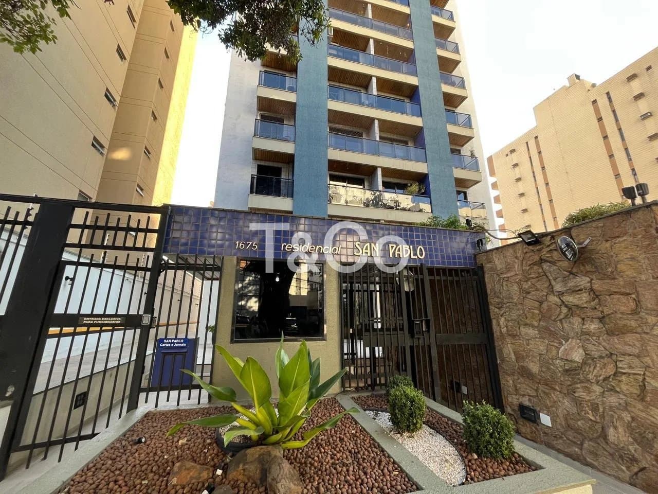 Apartamento 2 Quartos No Cambuí Com 2 Vagas Cobertas
