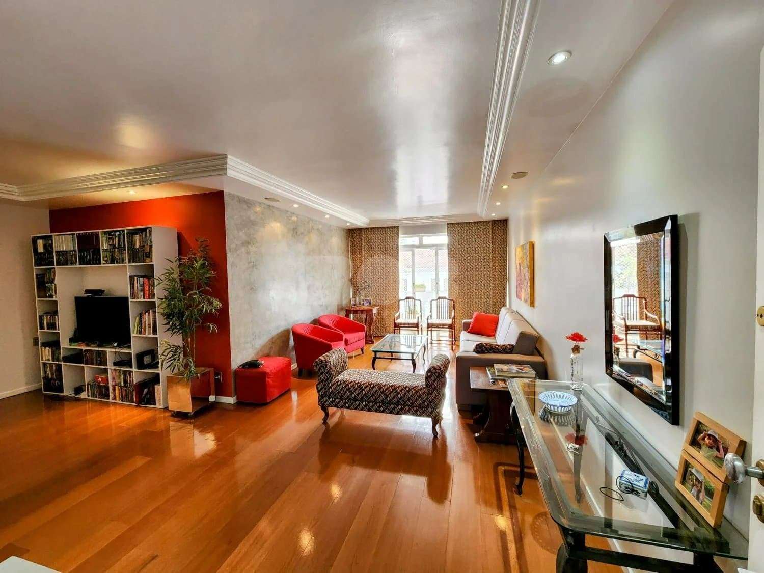 Apartamento À Venda Com 3 Dormitórios No Cambuí Em Campinas