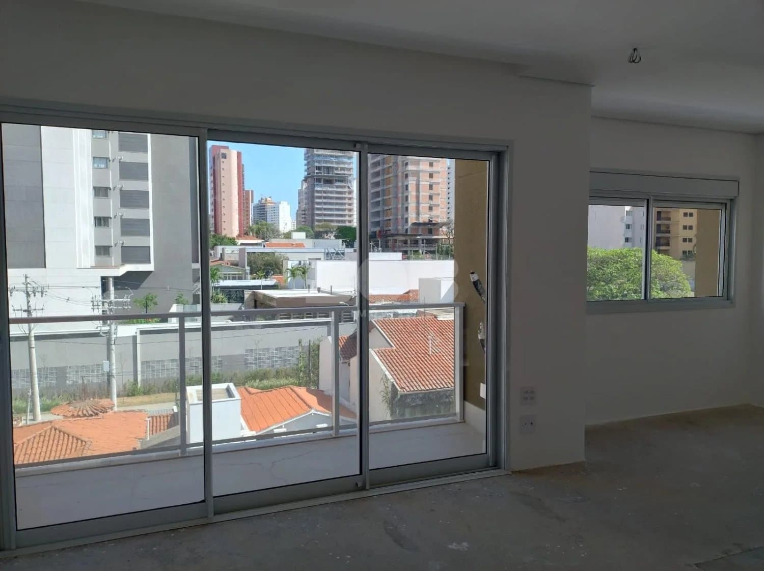 Apartamento À Venda Com 1 Dormitório No Cambuí Em Campinas
