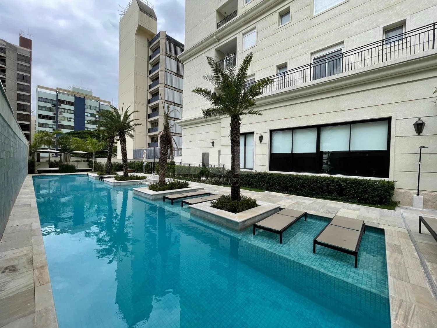 Apartamento À Venda Com 3 Dormitórios No Cambuí Em Campinas