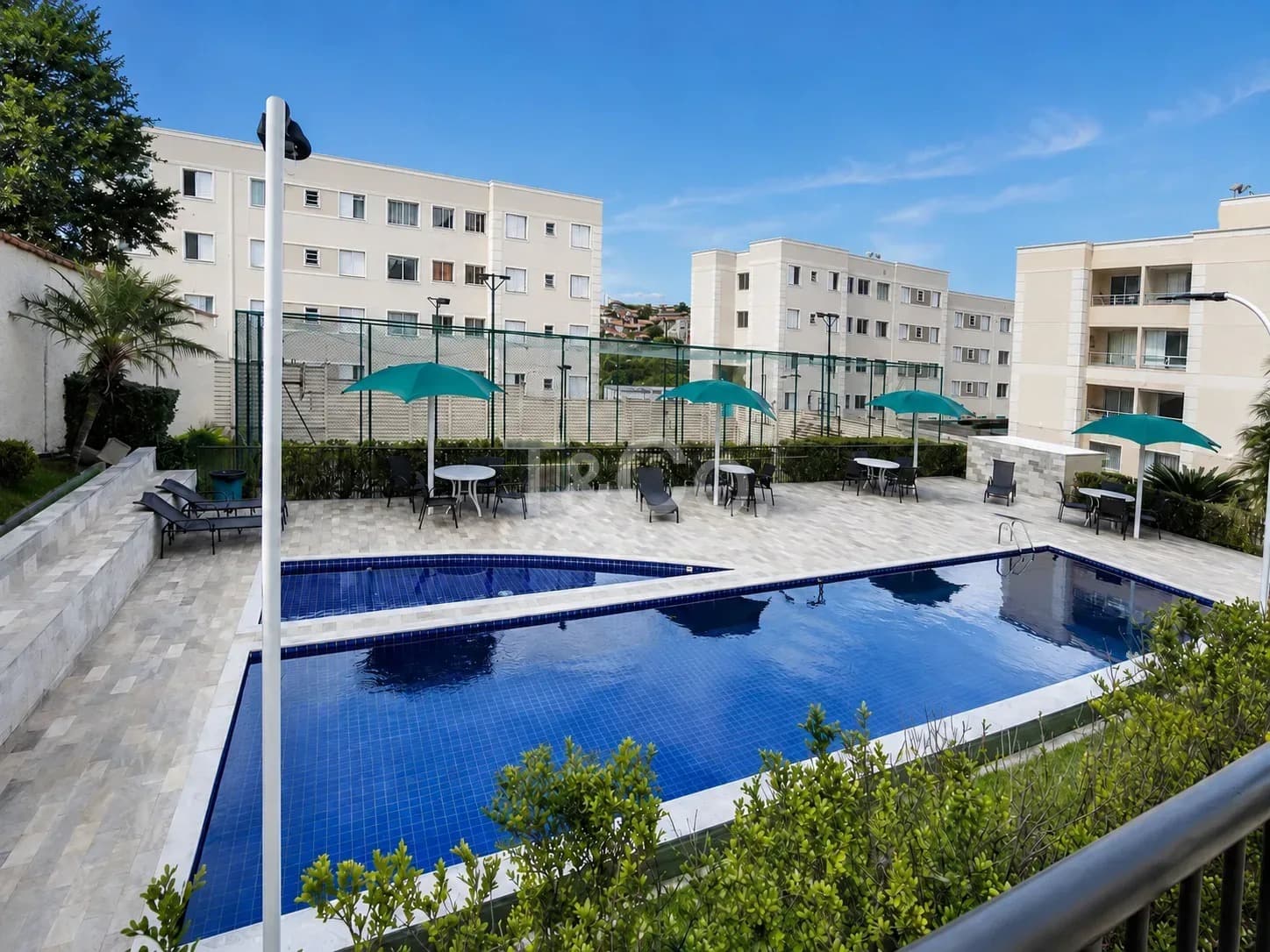 Apartamento 2 Quartos Em Condomínio Fechado Com Piscina No Jardim Nova Europa