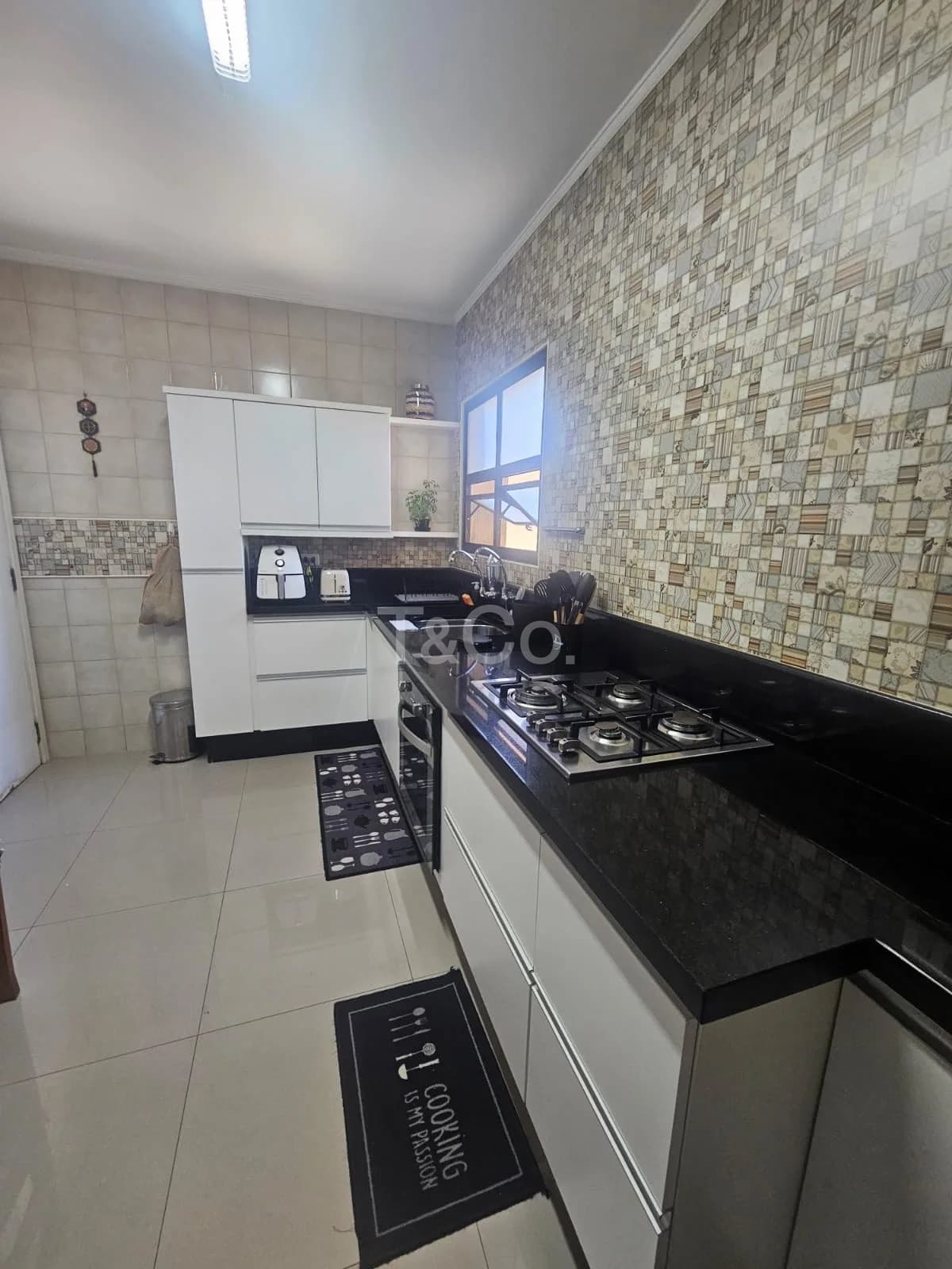 Apartamento 3 Quartos Em Cambuí, Vista Para A Cidade, Andar Alto — foto 4
