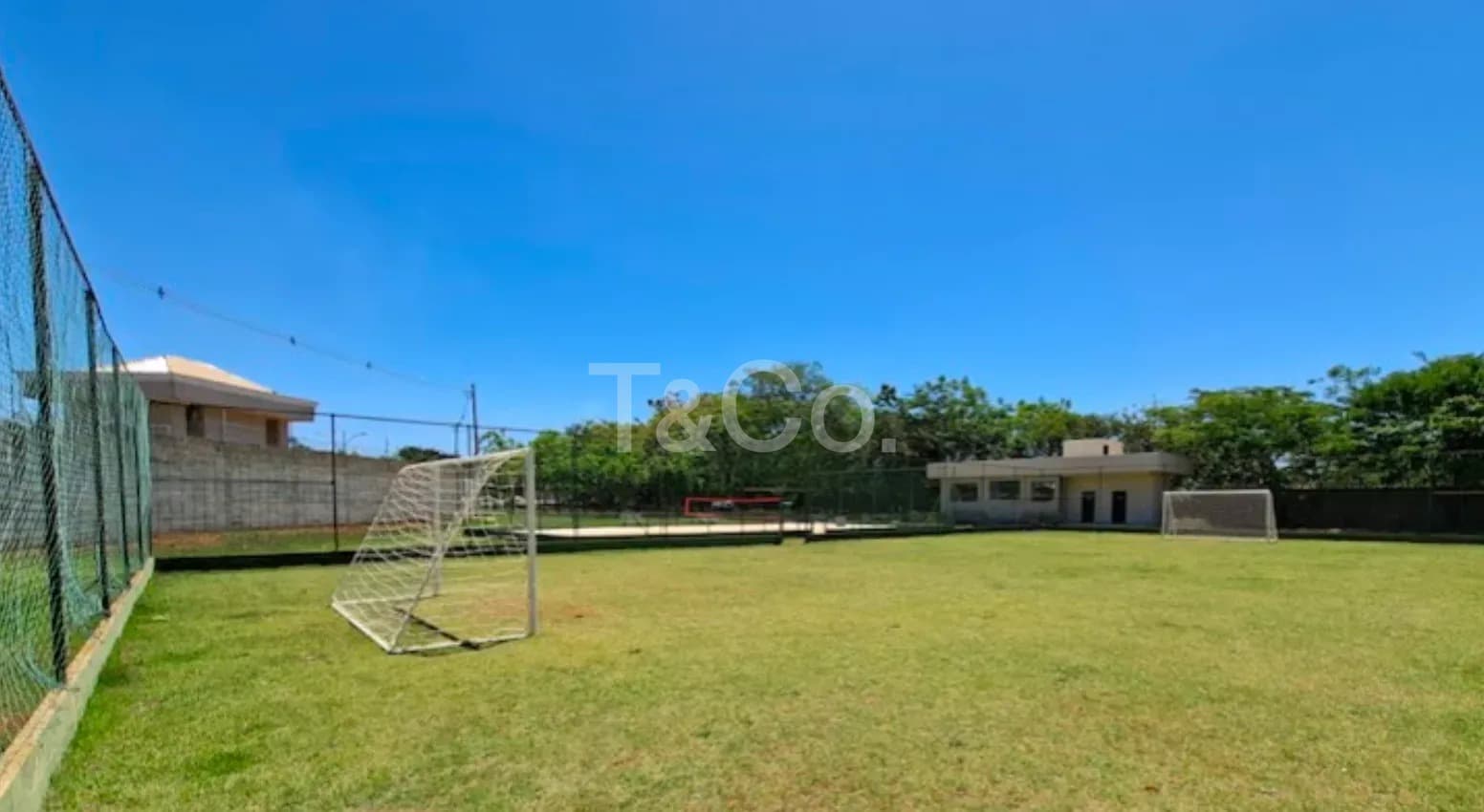 Casa Térrea de Luxo À Venda No Condomínio Residencial Royal Garden Com Planejados