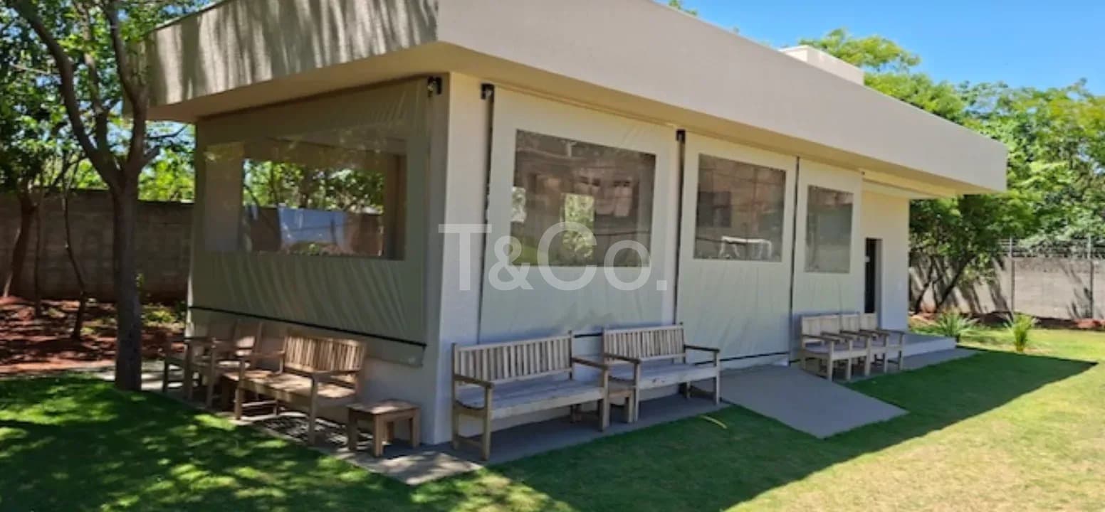 Casa Térrea de Luxo À Venda No Condomínio Residencial Royal Garden Com Planejados