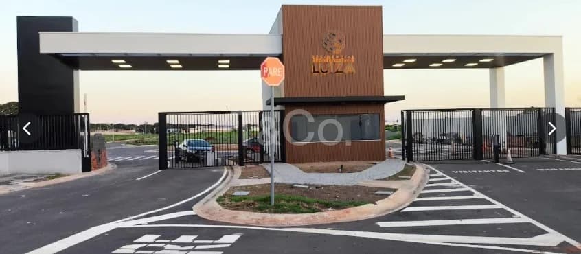 Terreno À Venda de 308m² No Residencial Luiza, Com Piscina e Academia No Condomínio