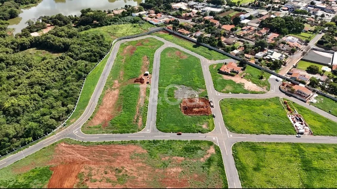 Terreno À Venda de 308m² No Residencial Luiza, Com Piscina e Academia No Condomínio — foto 4