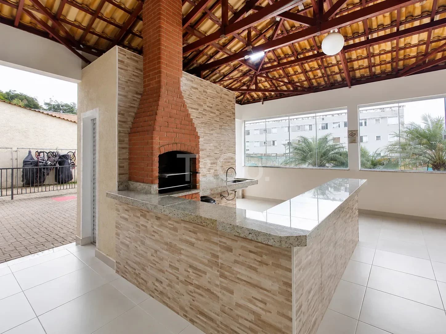 Apartamento 2 Quartos Em Condomínio Com Piscina No Jardim Nova Europa