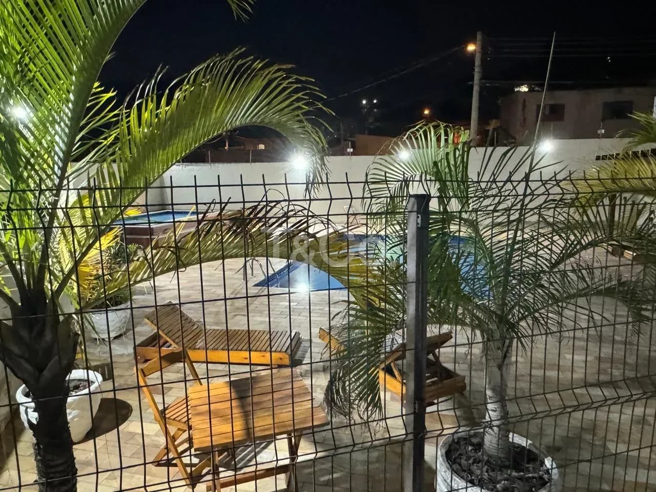 Cobertura Duplex Com Piscina Entre Cambuí e Taquaral Disponível Pra Venda