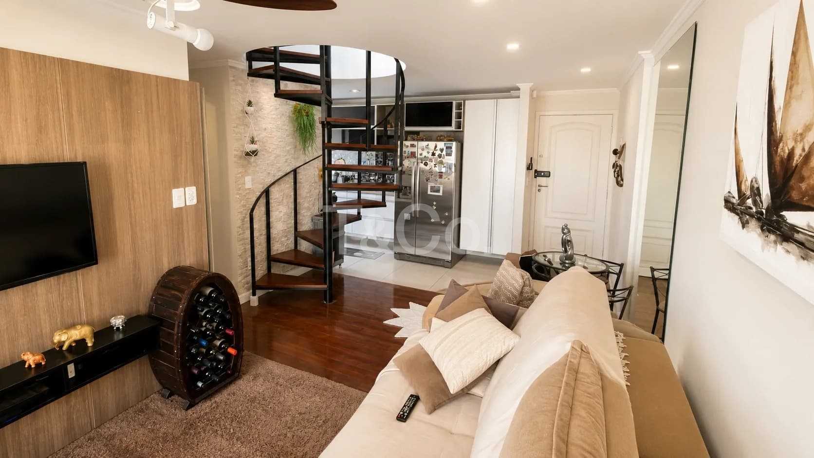 Cobertura Duplex Com Piscina Entre Cambuí e Taquaral Disponível Pra Venda