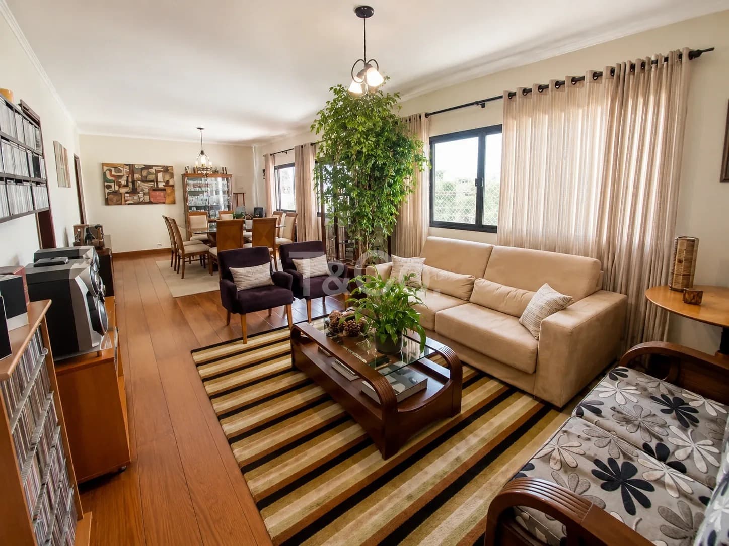 Apartamento 4 Quartos Com 2 Vagas Cobertas No Jardim Paraíso