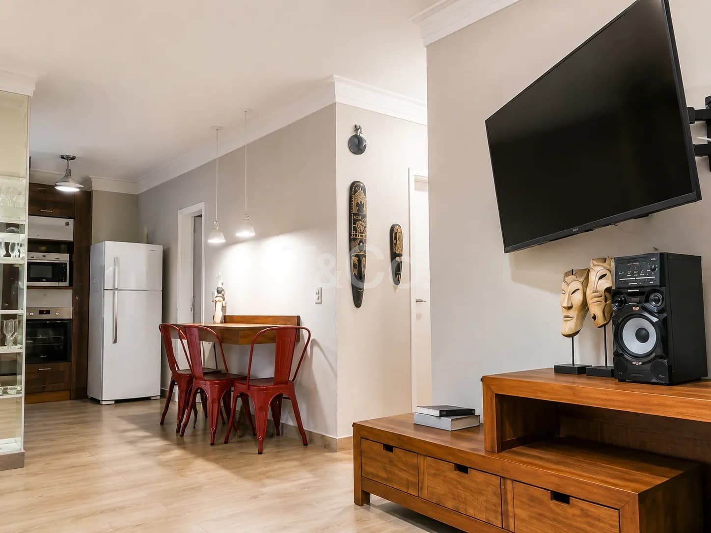 Apartamento À Venda No Centro de Campinas | 2 Quartos, 77 M² e 1 Vaga