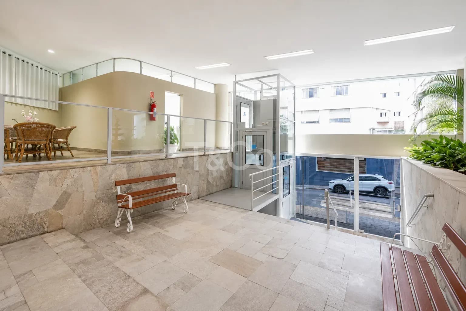 Apartamento 2 Quartos Com Suíte No Centro, Portaria 24h