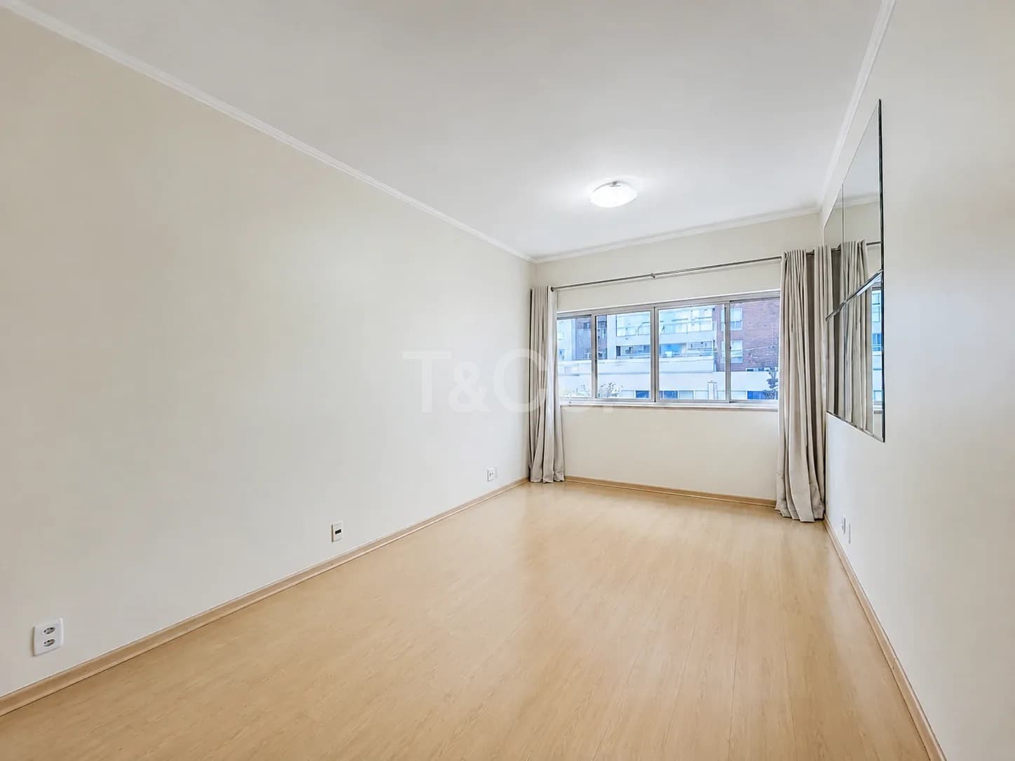 Apartamento Para Alugar No Cambuí, Campinas | 3 Quartos