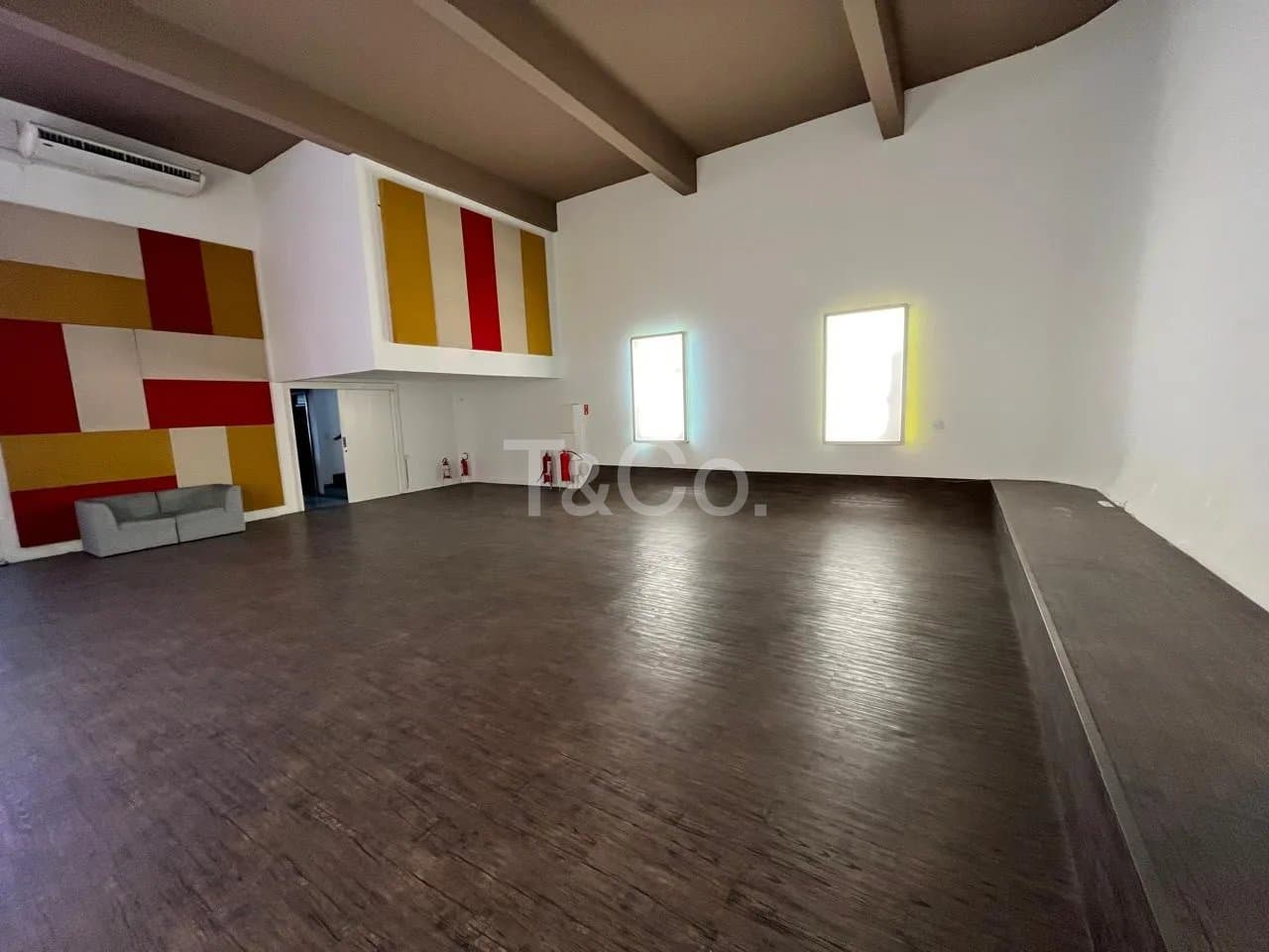 Casa Comercial 5 Salas Em Cambuí Com 5 Vagas de Garagem