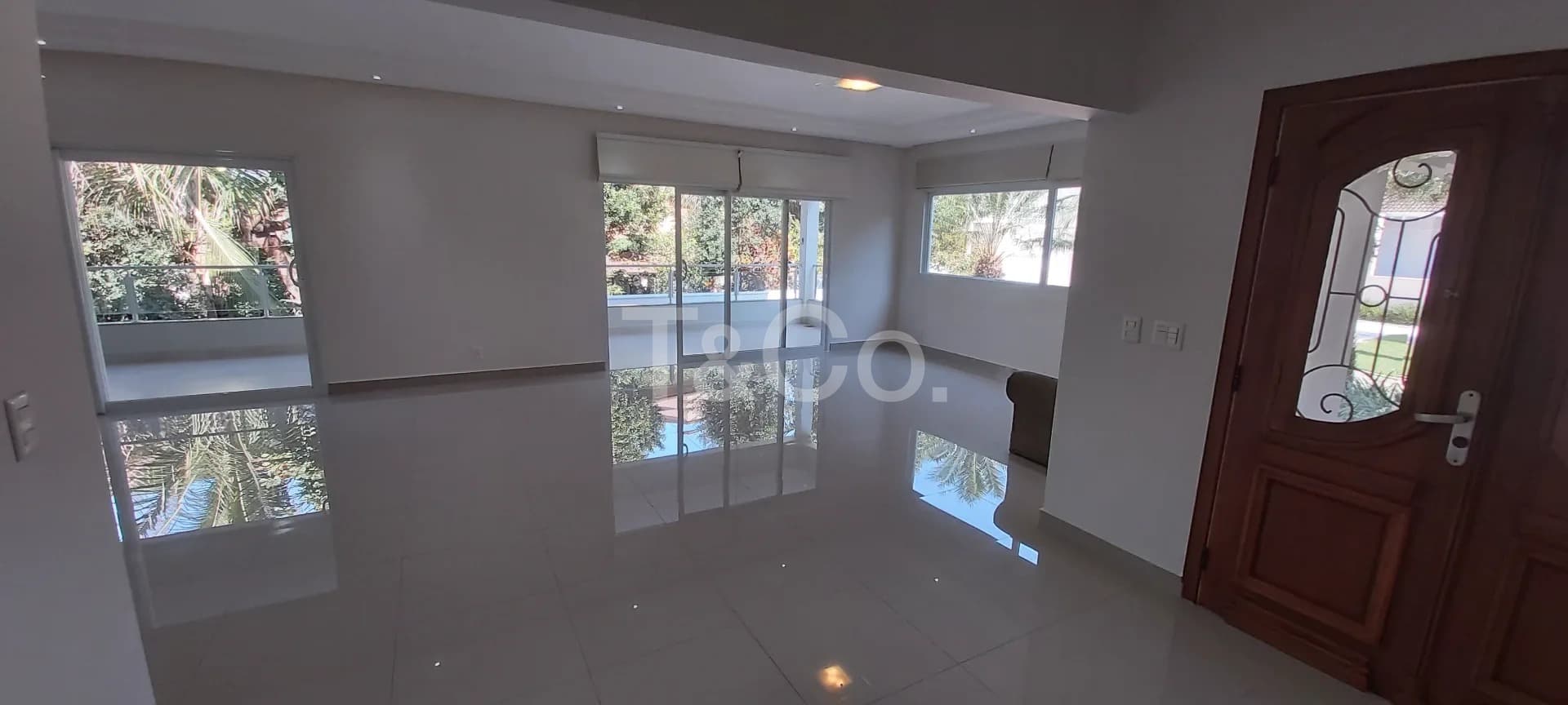 Luxuosa Residência de Alto Padrão À Venda e Locação No Alemac, Paulínia
