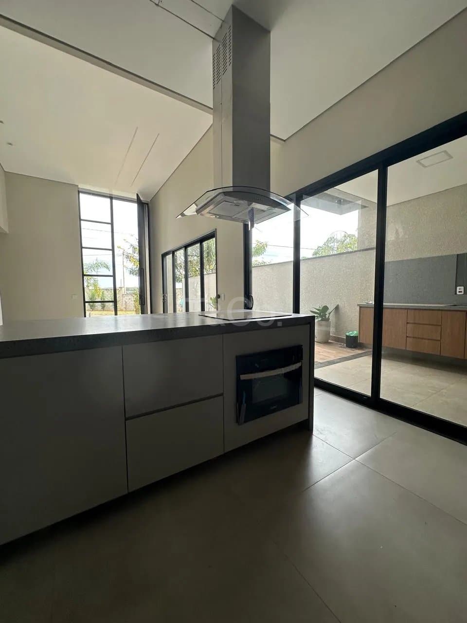 Casa 3 Suítes Em Paulínia Com Piscina Aquecida e 4 Vagas