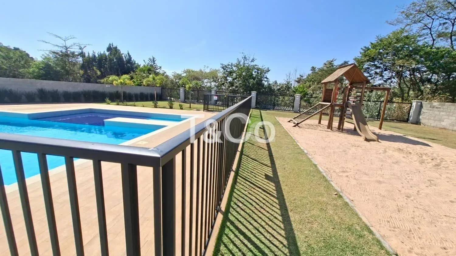 Casa Terrea 3 Suites Em Paulínia Com Piscina Aquecida No Condomínio Jardins dos Lírios