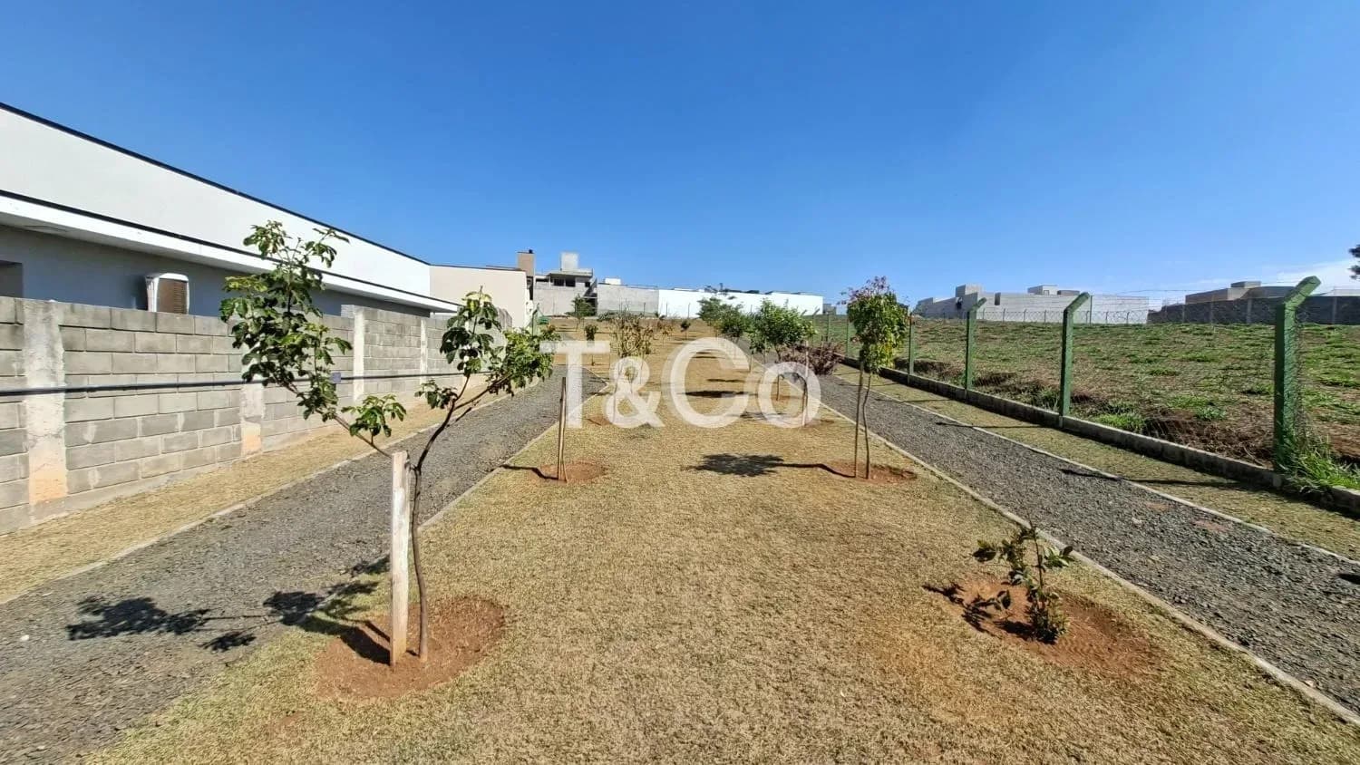 Casa Terrea 3 Suites Em Paulínia Com Piscina Aquecida No Condomínio Jardins dos Lírios