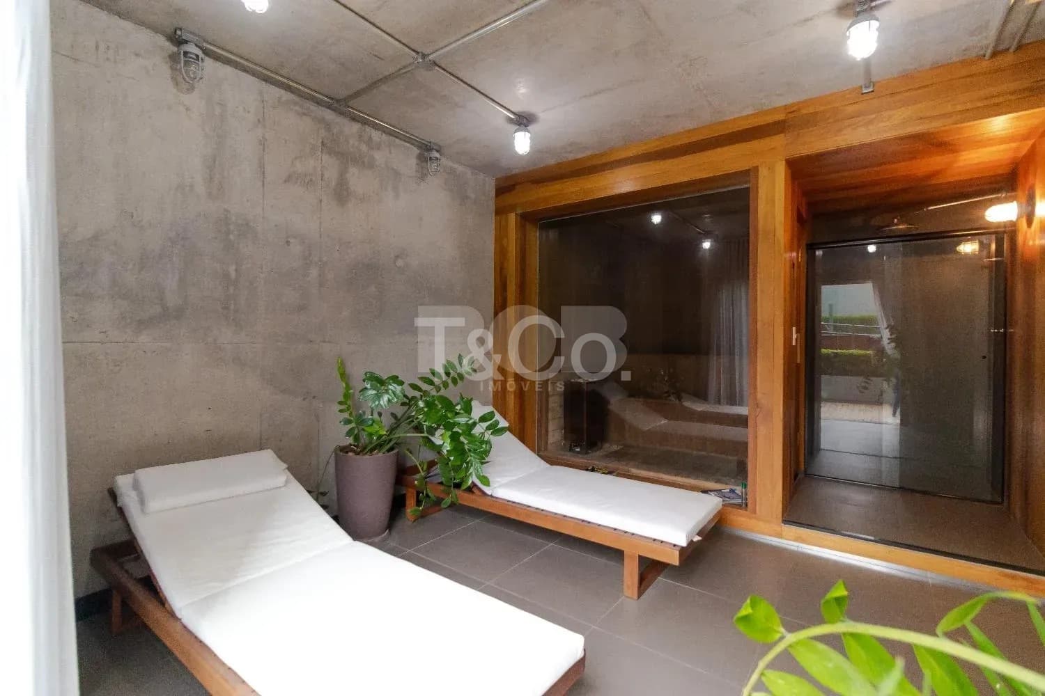 Apartamento Mobiliado No Cambuí À Venda Ou Locação - 1quarto