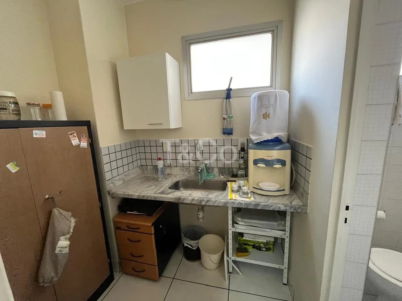 Sala Comercial 2 Ambientes No Centro Com 2 Garagens Cobertas — foto 4