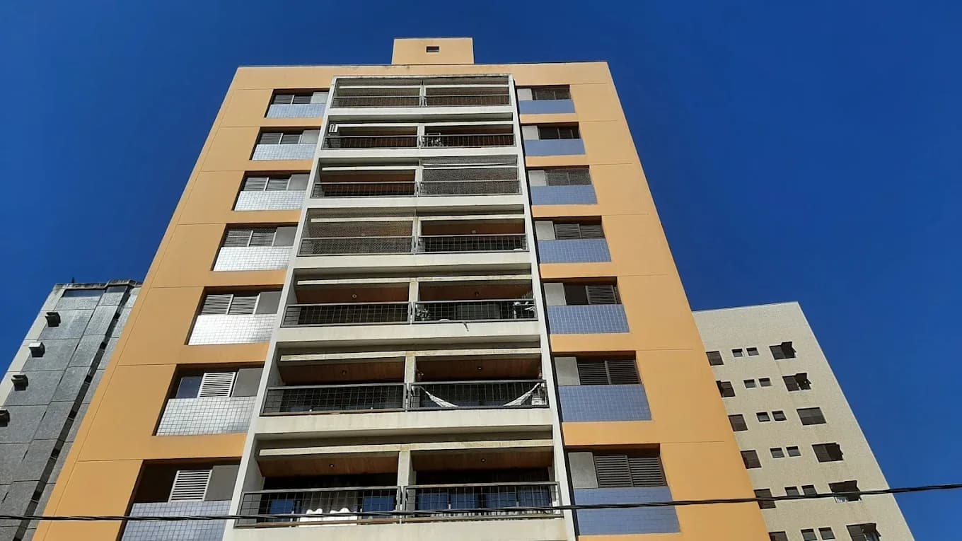 Condomínio Edifício Carmel