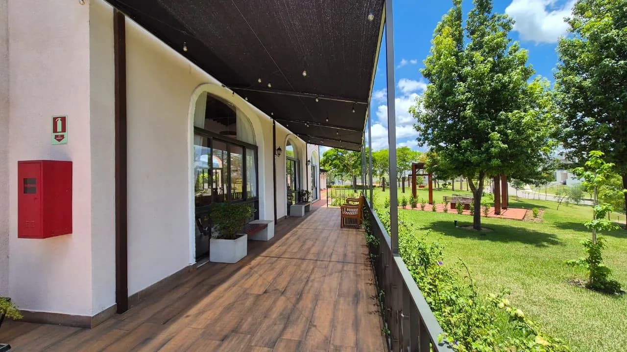 Residencial Campo de Toscana