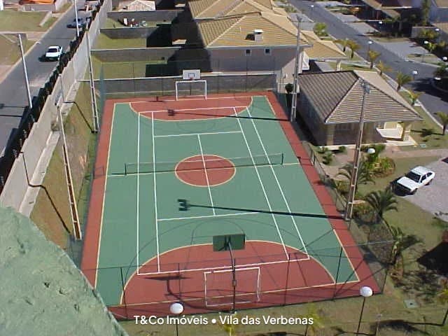 Vila das Verbenas em Sítios de Recreio Gramado, Campinas: Quadra poliesportiva do Vila das Verbenas vista do alto
