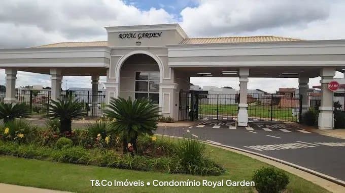 Condomínio Royal Garden em Parque Brasil 500, Paulínia