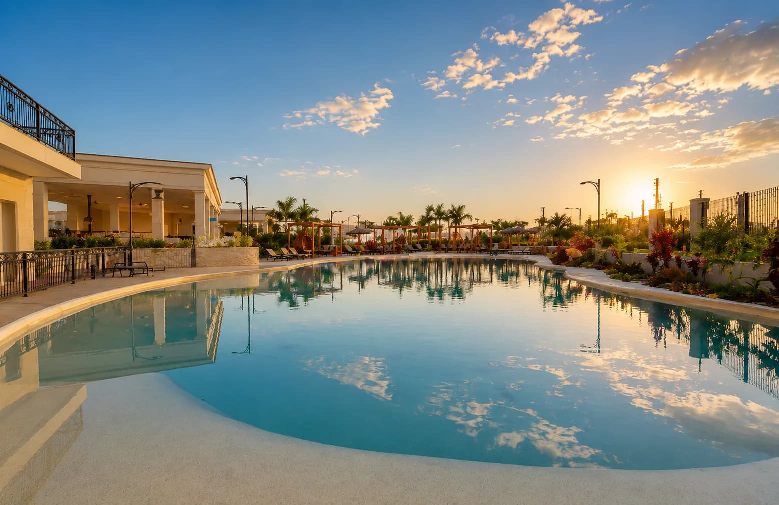 Santorini Residencial Club Paulínia - Condomínio de Luxo no Parque Brasil 500